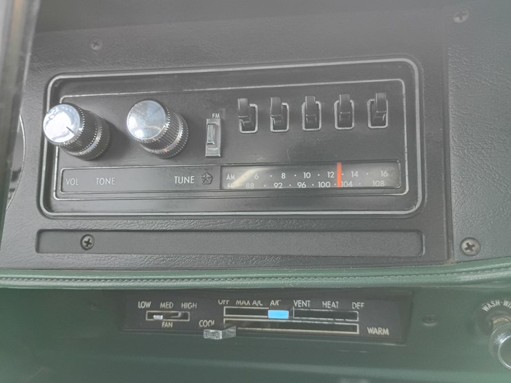 1976-dodge-ram-charger-image-45