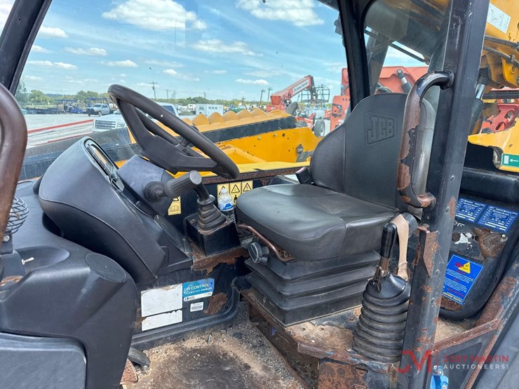 2016-jcb-510-56-image-15