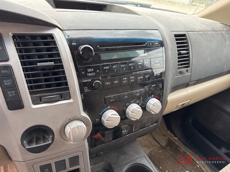 2008-toyota-tundra-image-16