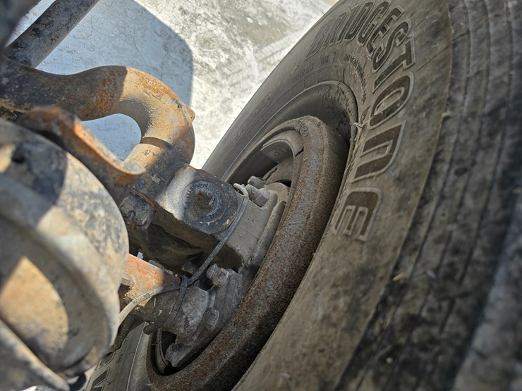 2014-peterbilt-365-image-66