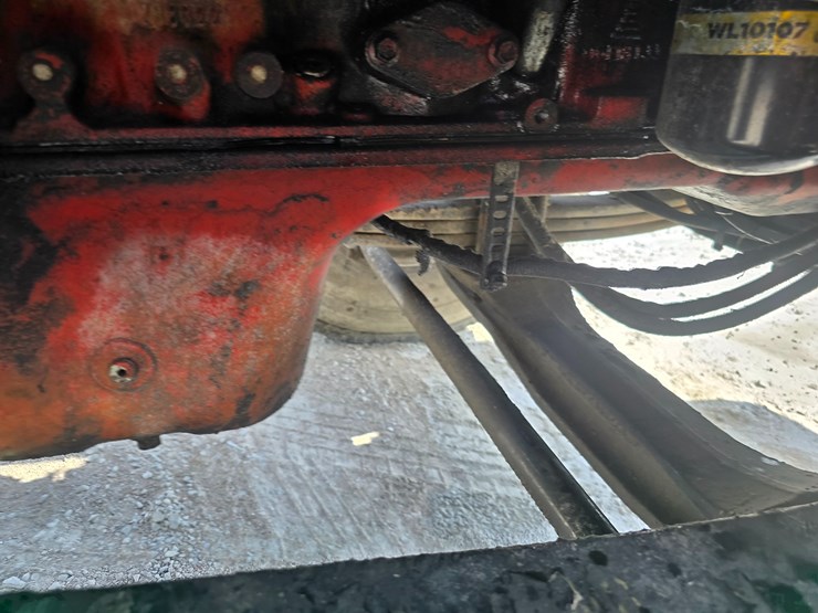 2014-peterbilt-365-image-70