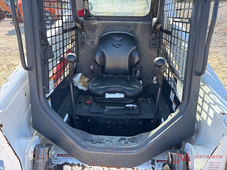 2017-bobcat-t590-image-13