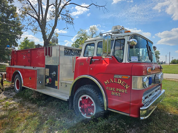 1983-ford-c800-image-1