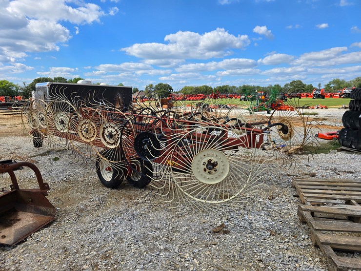 2000-h-&-s-bf16-image-8