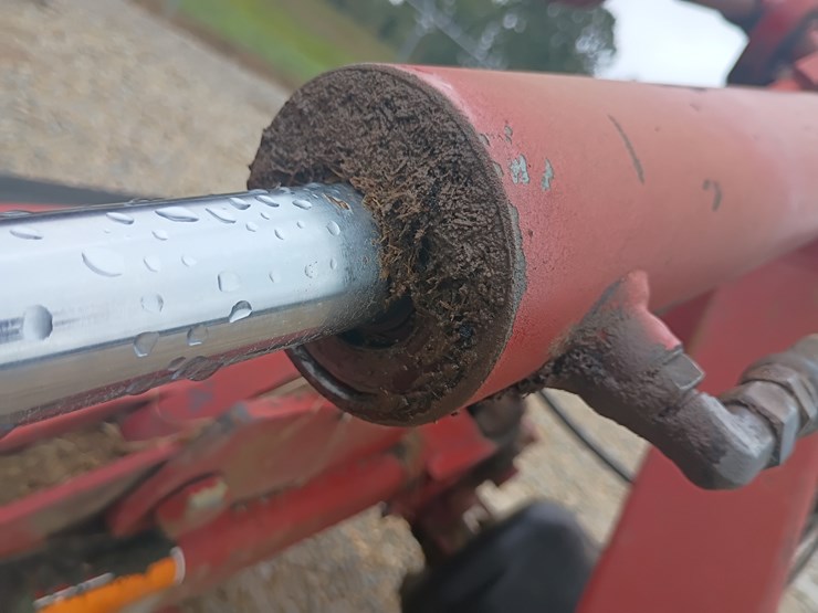 new-holland-540-image-15