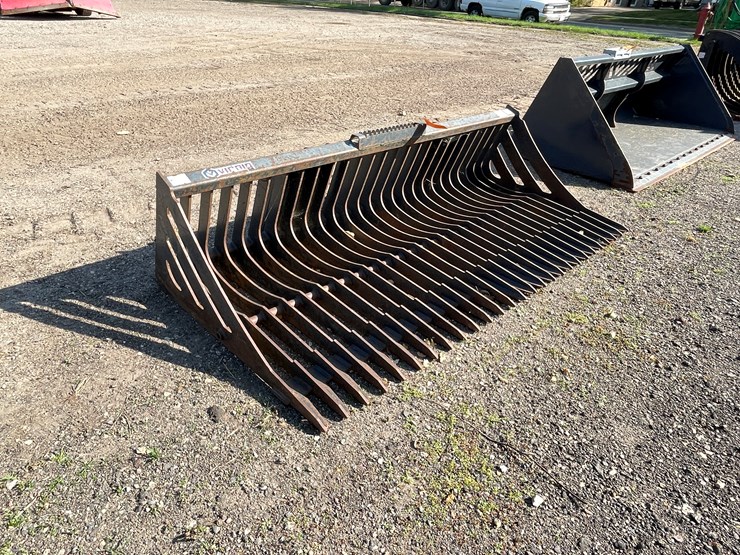 #4306-•-virnig-84"-skid-steer-mount-rock-bucket-image-3
