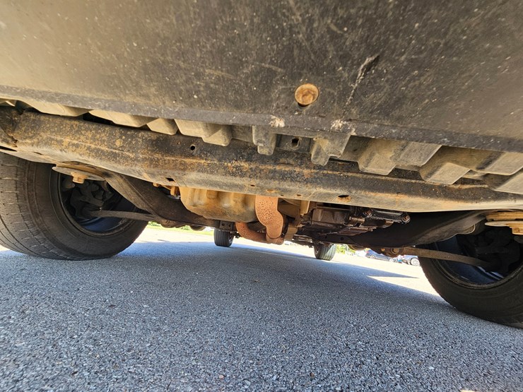 2014-ford-explorer-image-58