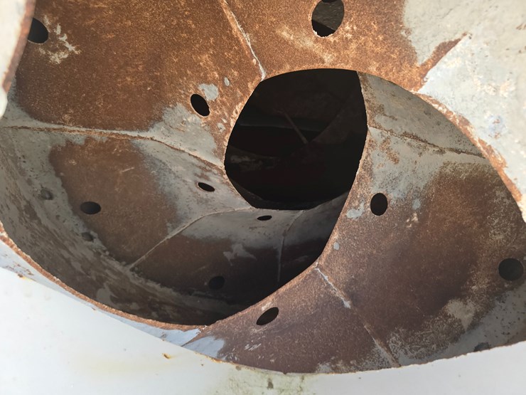 2014-peterbilt-365-image-105