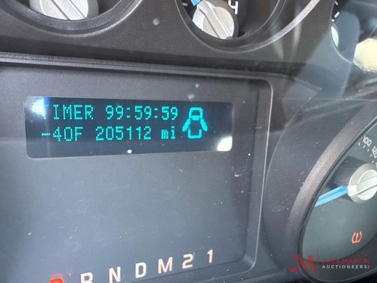 2015-ford-f250-xl-image-17