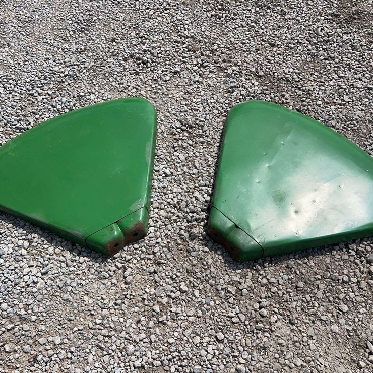 John Deere Clamshell Fenders