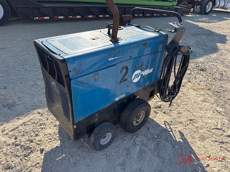 miller-bobcat-250-907211-welder/generator-image-2
