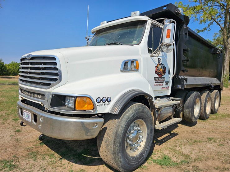 2006-sterling-l9500-image-2