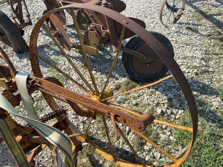 horse-drawn-cultivator-image-11