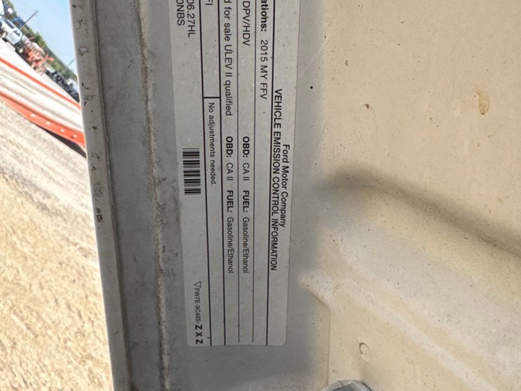 2015-ford-f250-xl-image-13