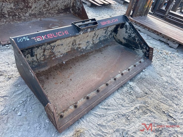 takeuchi-68"-smooth-bucket-w/-bolt-on-cutting-edge-skid-steer-attachment-image-1