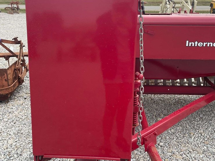 international-baler-image-28