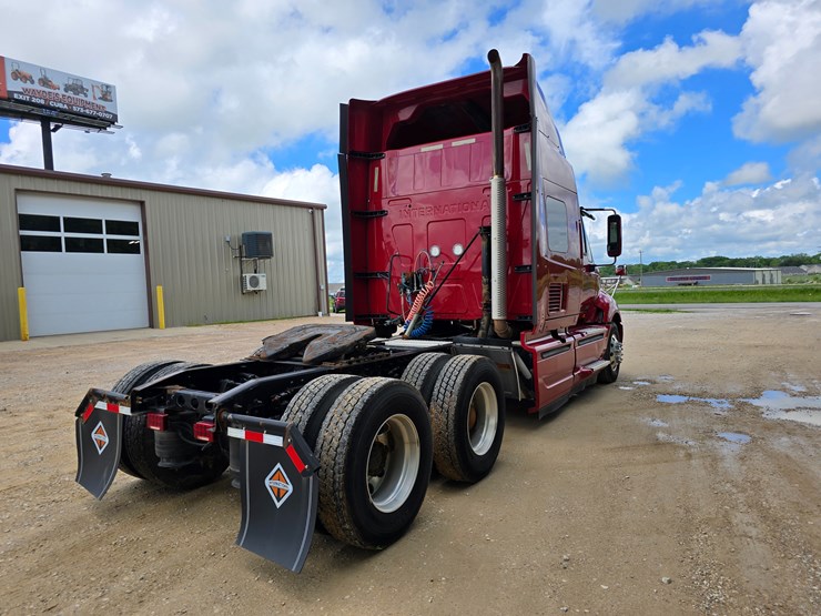 2015-international-prostar-image-21