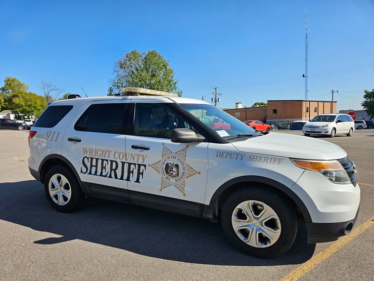 2014-ford-explorer-image-16