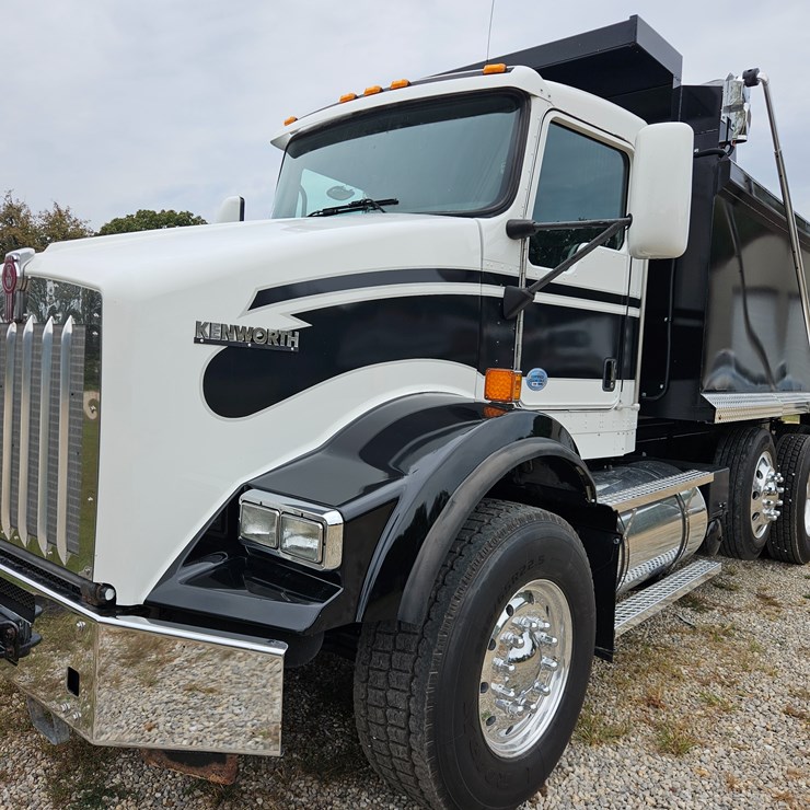2015 KENWORTH T800