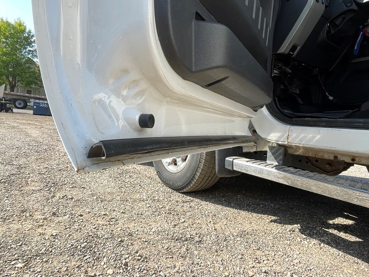 2016-ford-f350-image-31