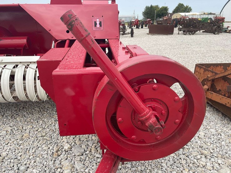 international-baler-image-14