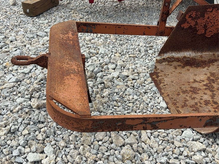 allis-chalmers-coupler-dirt-scoop-image-12