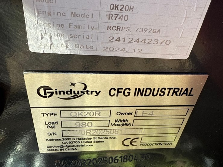 new-cfg-industrial-co-mini-excavator-model-qk20r-image-8