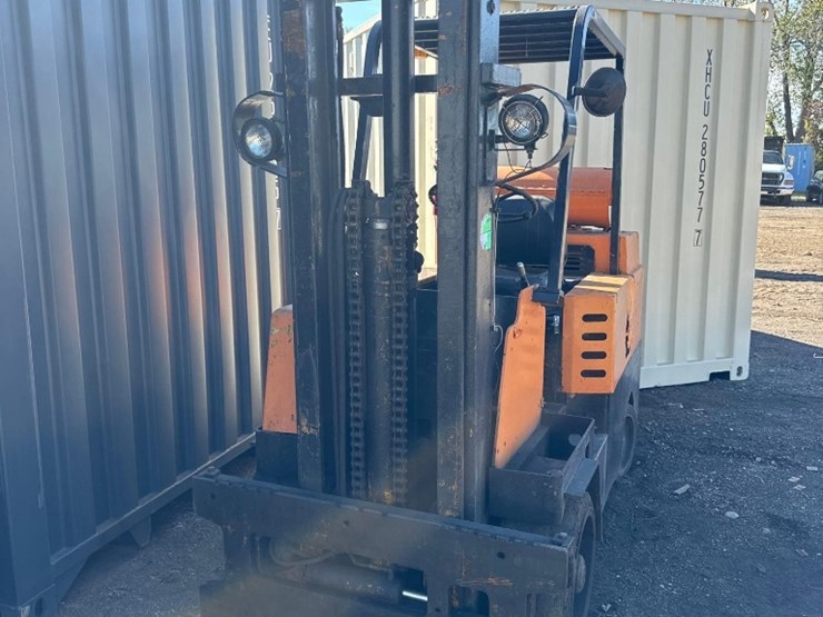 allis-chalmers-double-mast-lp-forklift-image-2