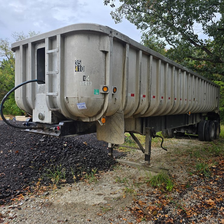 1970 FRUEHAUF End Dump Trailer