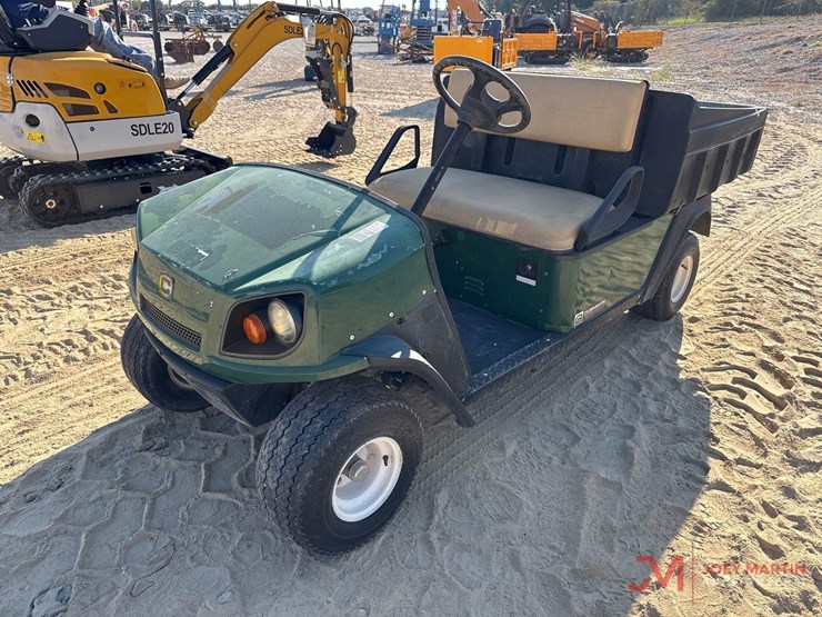 cushman-refresher-1200-golf-cart-image-4