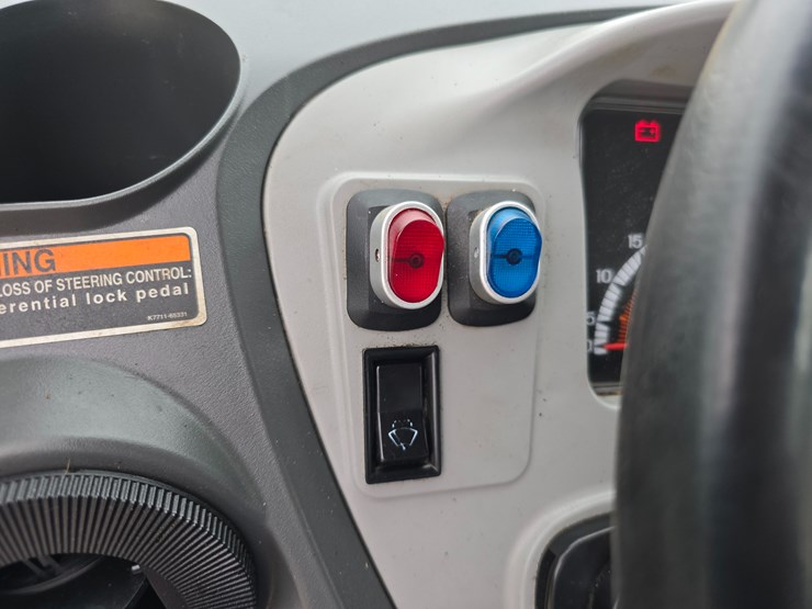 kubota-rtv1100-image-48