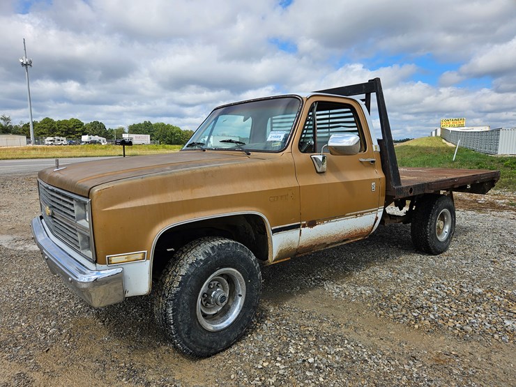 1984-chevrolet-k10-image-3