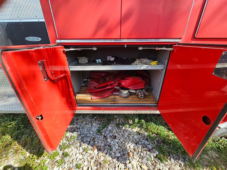 1983-ford-c800-image-93