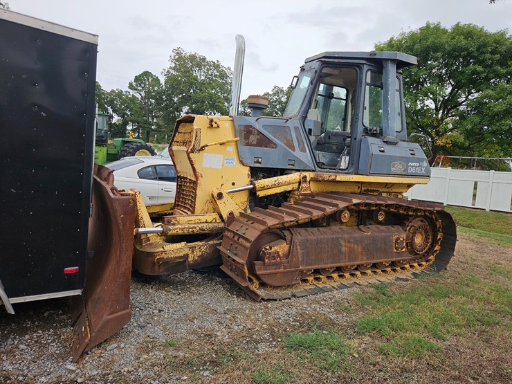 komatsu-d61ex-image-2