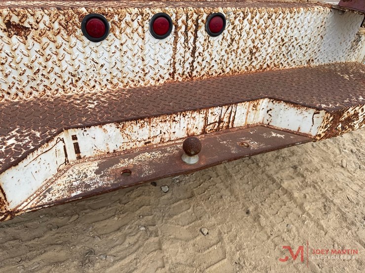 2014-ford-f550-xl-image-15