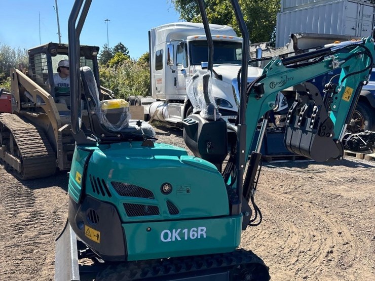 new-cfg-industrial-co-mini-excavator-model-qk16r-image-5