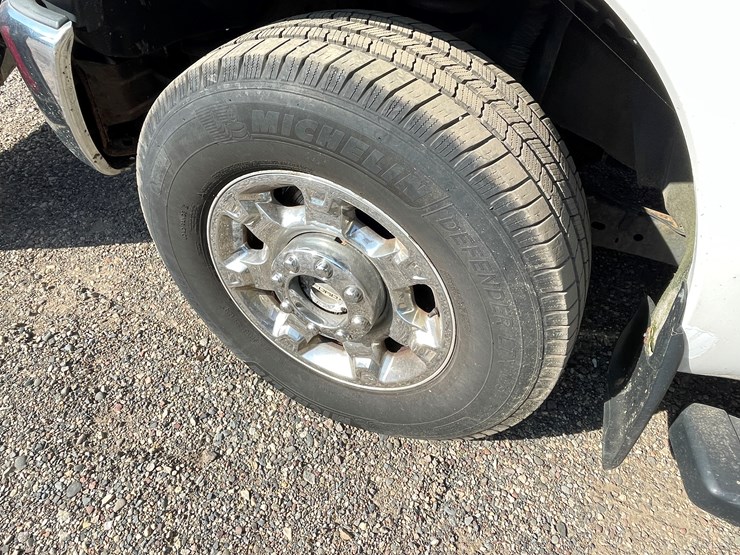 2016-ford-f350-image-24