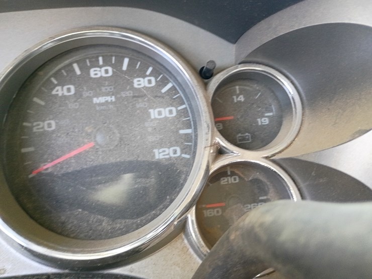 2008-chevrolet-silverado-image-40