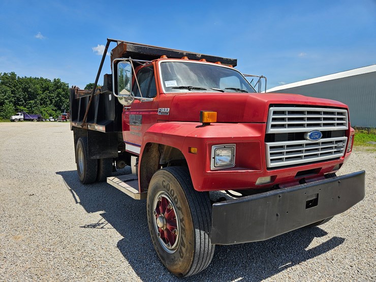 1993-ford-f800-image-24