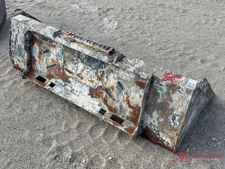 66"-smooth-bucket-skid-steer-attachment-image-2