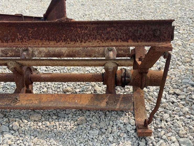 ihc-#5-stalk-cutter-image-19