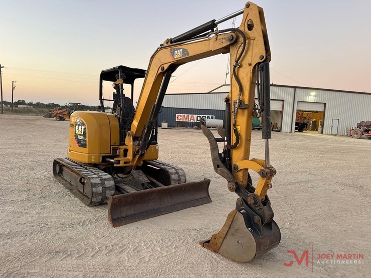 2018-caterpillar-305e2-cr-image-3