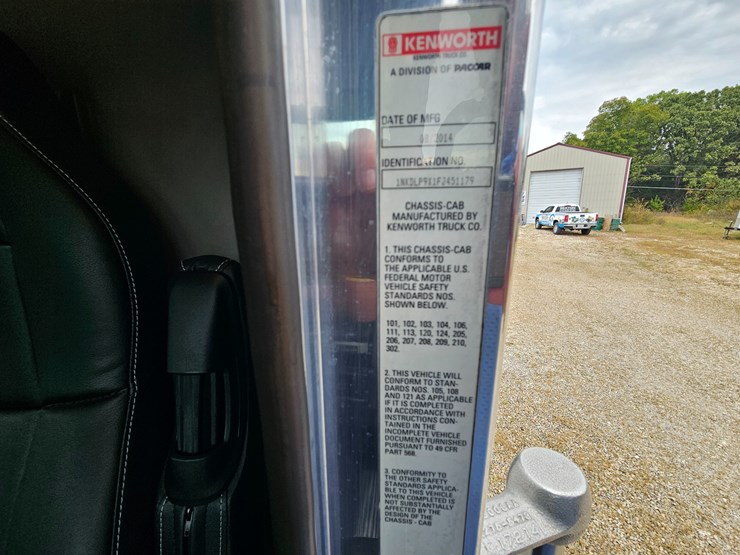 2015-kenworth-t800-image-82