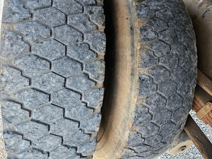 1993-ford-f800-image-64