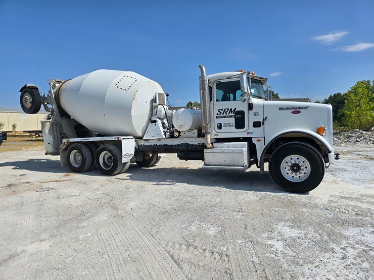 2014-peterbilt-365-image-42