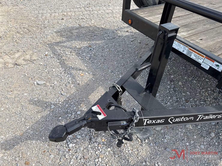2024-custom-trailer-image-4