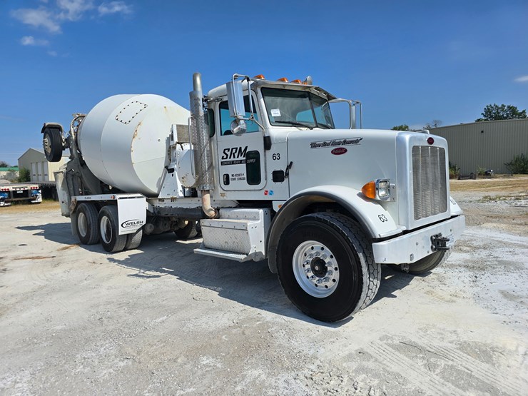 2014-peterbilt-365-image-46