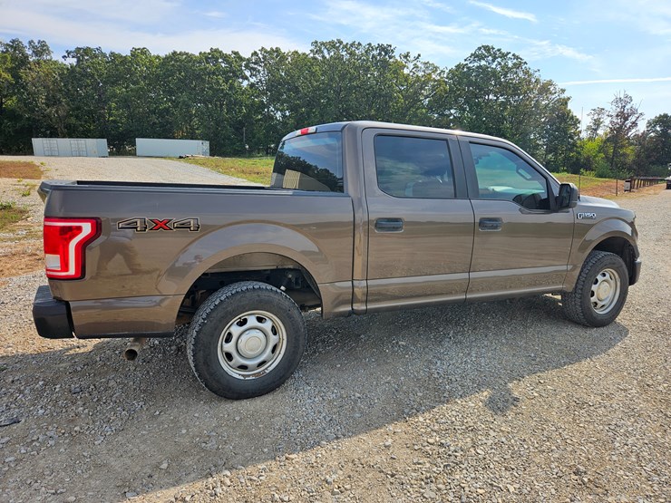 2016-ford-f150-image-15