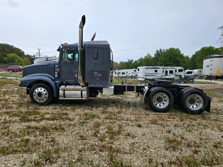 1999-international-9400-image-11