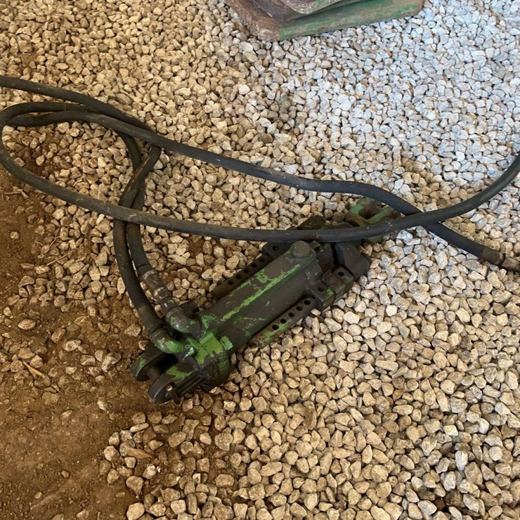 John Deere Hydraulic Cylinder